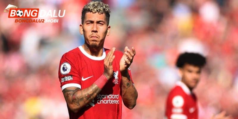 Roberto Firmino là một trong những số 9 ảo huyền thoại